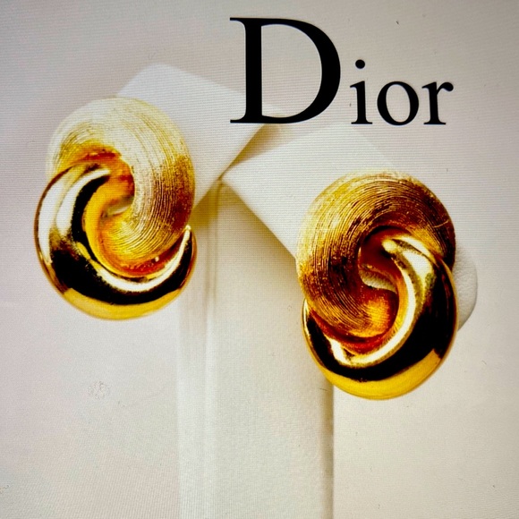 Christian Dior Vintage Signature Clip on Earrings - Picture 5 of 16